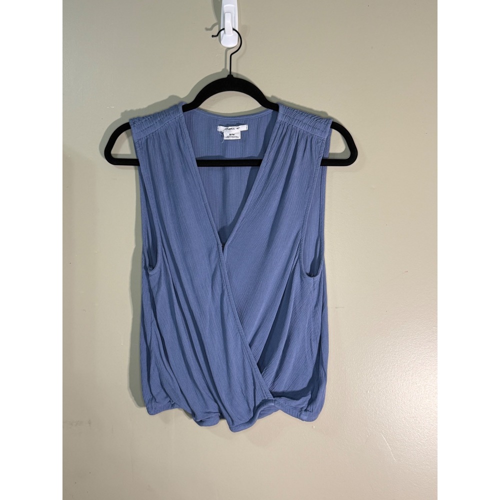 ONeill Womens Blue Crinkle Gauze Wrap Front Sleeveless Top SU3404019 Medium